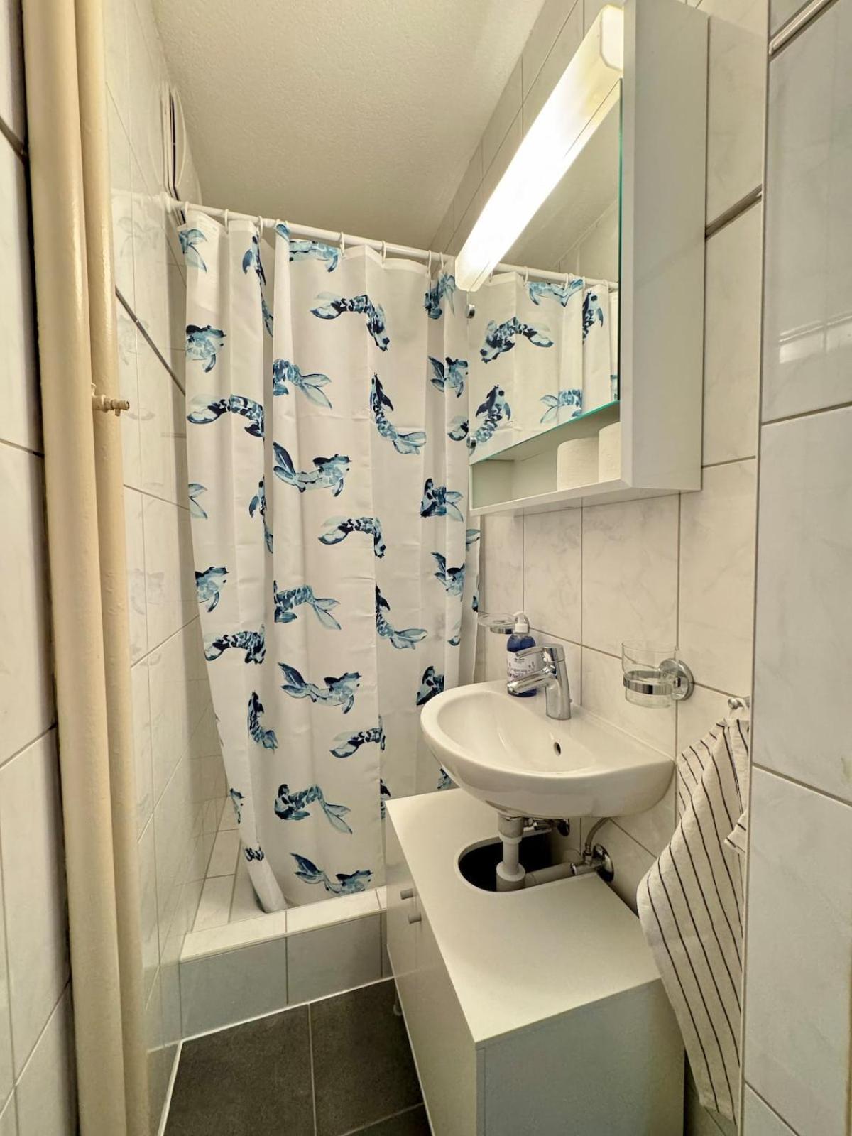Apartamento Cozy & - New In Basel, Gundeli *